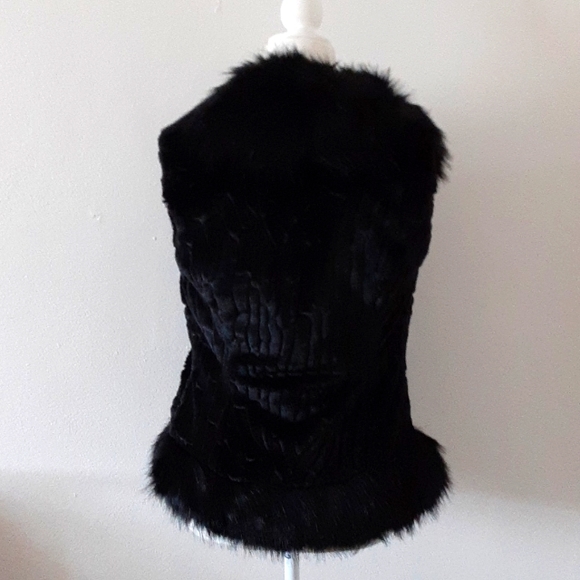 NWT LA Coalition Black Faux Fur Vest Size M - Picture 4 of 7